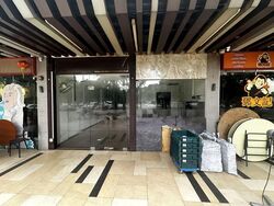 East Village (D16), Retail #578523831